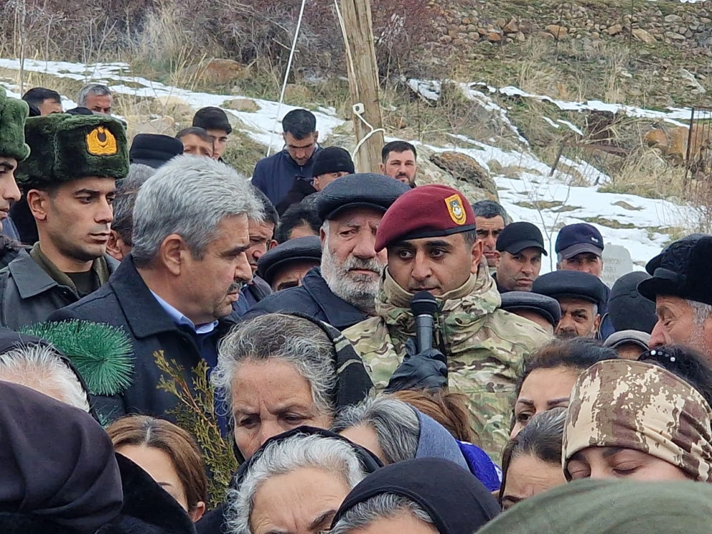 Şahbuzda  şəhid leytenant Mərhəmət Həmzəyevin xatirəsi yad olunub<font color=red> - FOTOLAR</font>