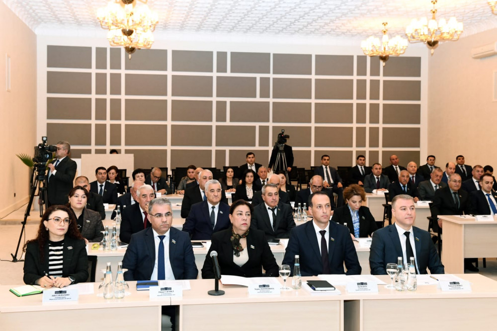 Altıncı çağırış Naxçıvan Muxtar Respublikası  Ali Məclisinin 2023-cü il payız sessiyasının səkkizinci iclası keçirilib<font color=red> - FOTOLAR</font>