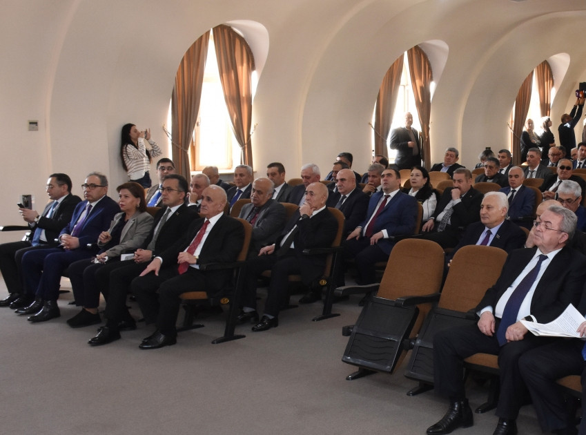 Qərbi Azərbaycan İcmasında ümumi yığıncaq keçirilib, qurumun saytı təqdim olunub<font color=red> - FOTOLAR</font>