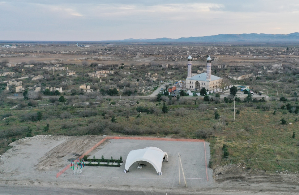 Ağdam şəhər Mərkəzi parkının təməli qoyulub<font color=red> - FOTOLAR</font>