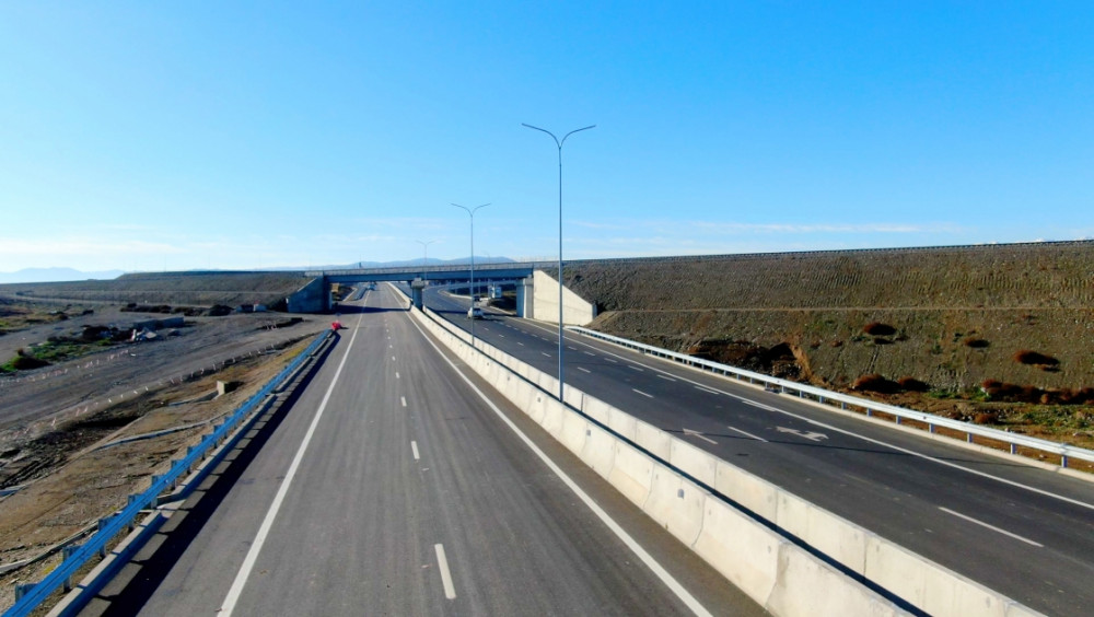 Uzunluğu 44,5 kilometr olan Bərdə-Ağdam avtomobil yolu istifadəyə verilib<font color=red> - FOTOLAR</font>