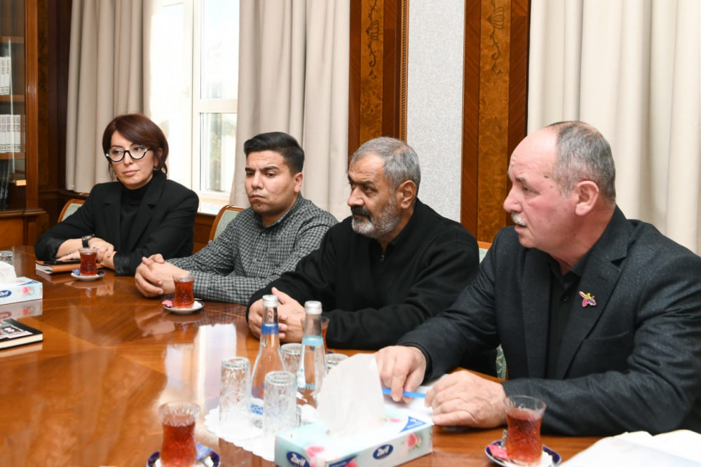 Səlahiyyətli nümayəndə “Naxçıvan Şəhid Ailələri” və  “Naxçıvan Qaziləri” ictimai birliklərinin  nümayəndələrini qəbul edib<font color=red> - FOTOLAR</font>