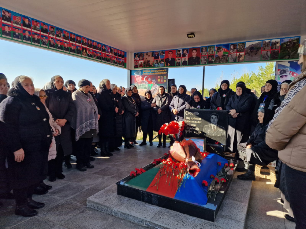 Culfada şəhid baş leytenant Amin Gülməmmədovun anım mərasimi keçirilib<font color='red'> - YENİLƏNİB</font><font color=red> - FOTOLAR</font>