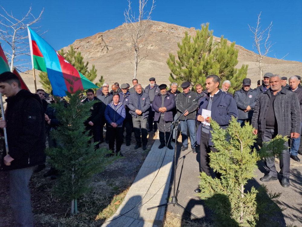 Culfada şəhid baş leytenant Amin Gülməmmədovun anım mərasimi keçirilib<font color='red'> - YENİLƏNİB</font><font color=red> - FOTOLAR</font>