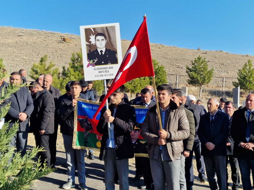 Culfada şəhid baş leytenant Amin Gülməmmədovun anım mərasimi keçirilib<font color='red'> - YENİLƏNİB</font><font color=red> - FOTOLAR</font>