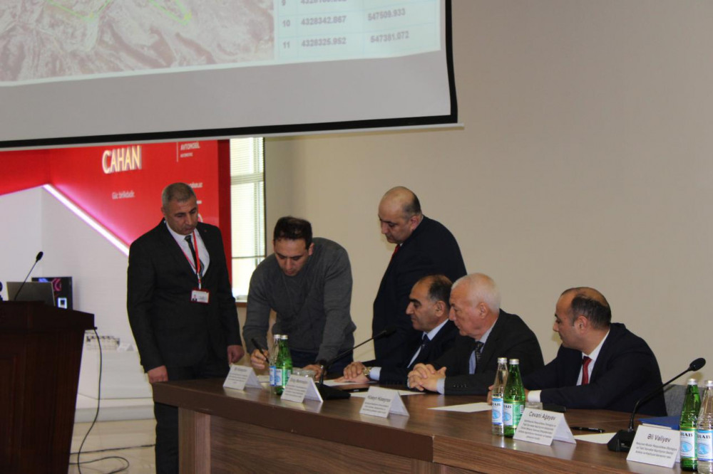 Naxçıvan Muxtar Respublikasında yerin təki sahəsinin istifadəyə verilməsi üzrə növbəti auksion təşkil edilib<font color=red> - FOTOLAR</font>