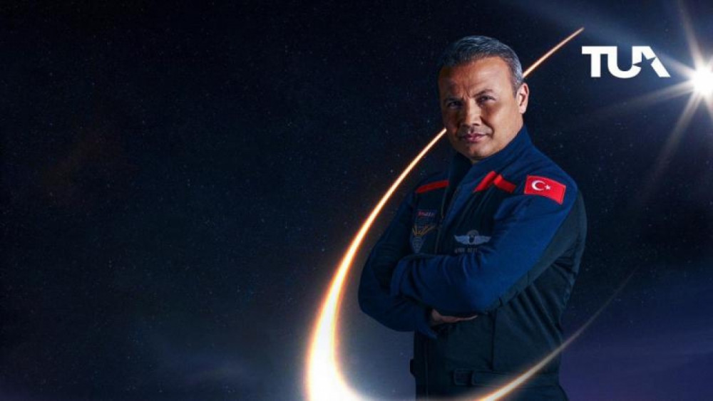 İlk türk astronavtın kosmosa uçuşu yanvarın 18-də baş tutacaq<font color=red> - FOTOLAR</font>