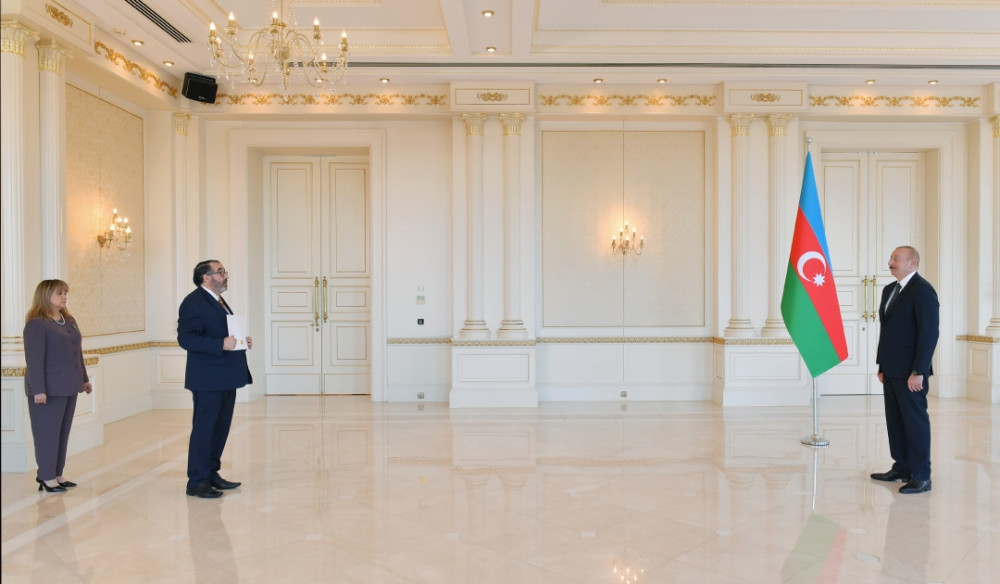 Perunun ölkəmizdə yeni təyin olunmuş səfiri etimadnaməsini Azərbaycan Prezidentinə təqdim edib <font color='red'> - YENİLƏNİB</font><font color=red> - FOTOLAR</font>