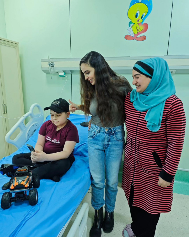 Leyla Əliyeva Uşaq Onkologiya Klinikasında olub<font color=red> - FOTOLAR</font>