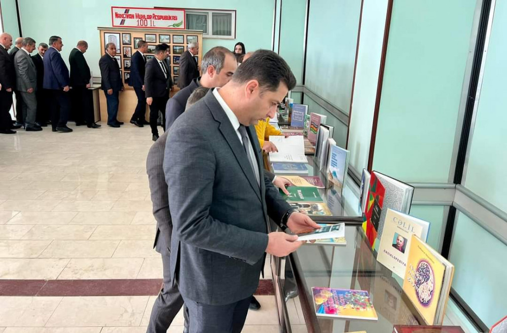 Babək Rayon Mədəniyyət Sarayında Naxçıvan Muxtar Respublikasının 100 illiyi münasibətilə tədbir keçirilib<font color=red> - FOTOLAR</font>