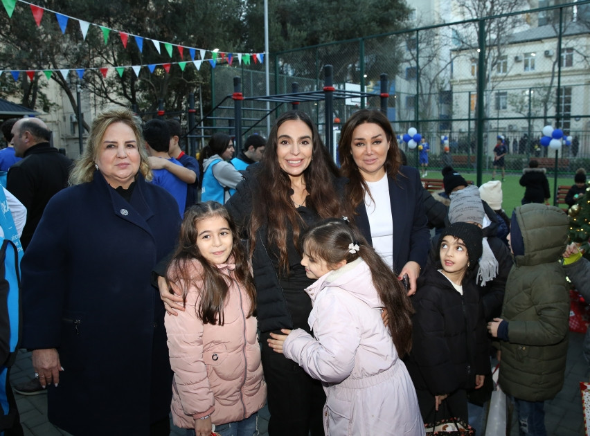 Leyla Əliyevanın iştirakı ilə “Bizim həyət” layihəsi çərçivəsində daha iki həyət yenilənərək sakinlərin istifadəsinə verilib<font color=red> - FOTOLAR</font>