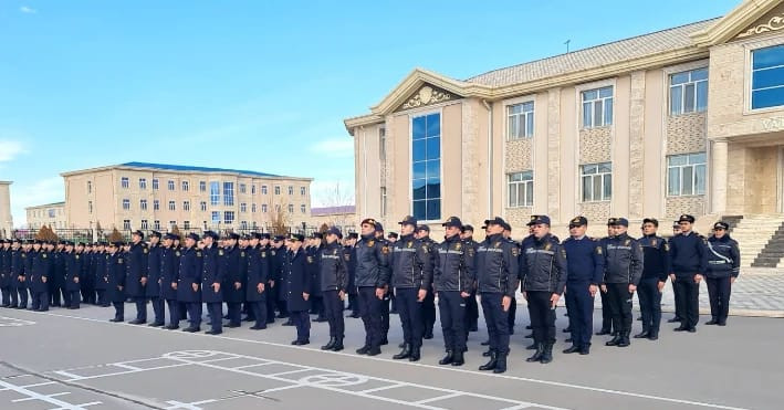 Naxçıvanda 32 gəncin polis sıralarına qəbul edilməsi ilə əlaqədar andiçmə mərasimi keçirilib<font color=red> - FOTOLAR</font>
