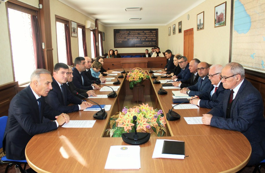 AMEA Naxçıvan Bölməsinin Rəyasət Heyətinin 2024-cü ildə ilk iclası olub<font color=red> - FOTOLAR</font>