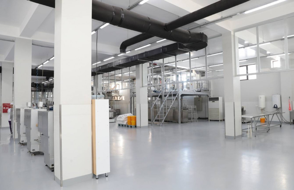 Prezident İlham Əliyev Lənkəranda “Laran” Məhdud Məsuliyyətli Cəmiyyətinin (MMC) qənnadı məhsullarının istehsalı müəssisəsinin fəaliyyəti ilə tanış olub<font color='red'> - YENİLƏNİB</font><font color=red> - FOTOLAR</font>