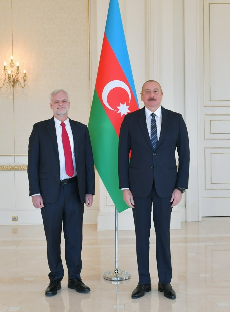 Prezident İlham Əliyev ABŞ-ın ölkəmizdə yeni təyin olunmuş səfirinin etimadnaməsini qəbul edib<font color='red'> - YENİLƏNİB</font><font color=red> - FOTOLAR</font>
