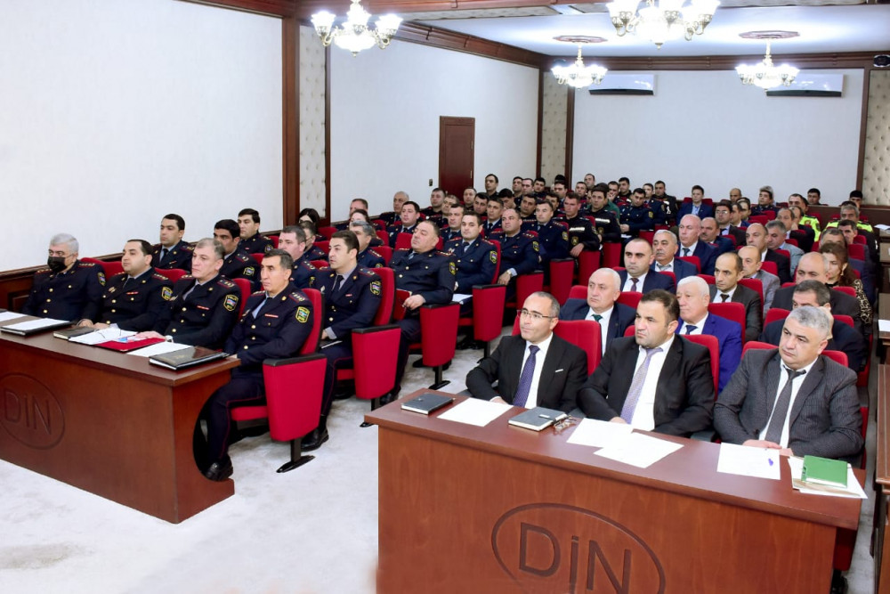 Prezident seçkiləri ilə bağlı Naxçıvanda polislər üçün seminar-müşavirə keçirilib<font color=red> - FOTOLAR</font>
