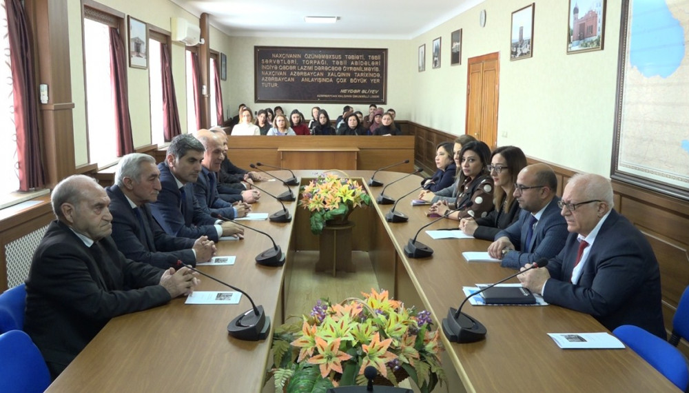 AMEA-nın Naxçıvan Bölməsində elmi konfrans keçirilib<font color=red> - FOTOLAR</font>