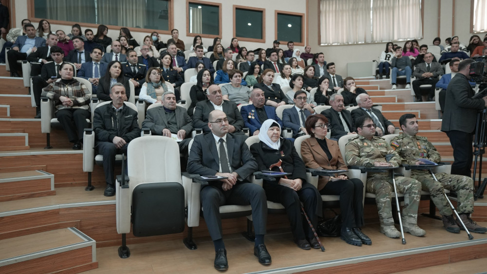 “Naxçıvan” Universitetində tədbir: “Sədərəkdən Şuşaya”<font color=red> - FOTOLAR</font>