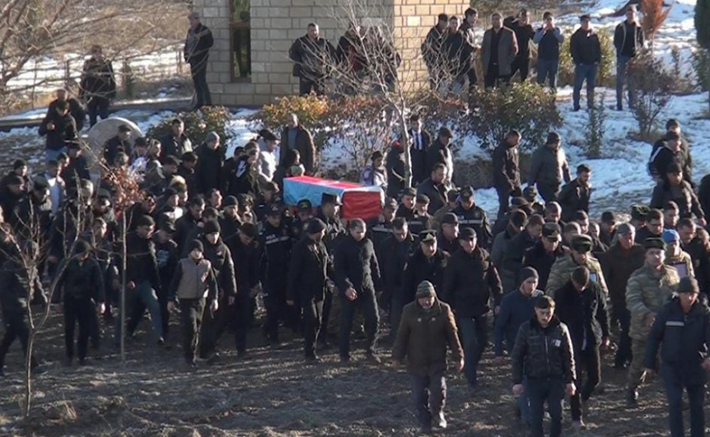 Şəhid hərbçimiz Hacıəli Qasımov Tovuzda dəfn olunub<font color=red> - FOTOLAR</font>