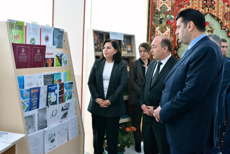Naxçıvan Dövlət Universitetində Elmi işlərin yekununa dair hesabat yığıncağı keçirilib<font color=red> - FOTOLAR</font>