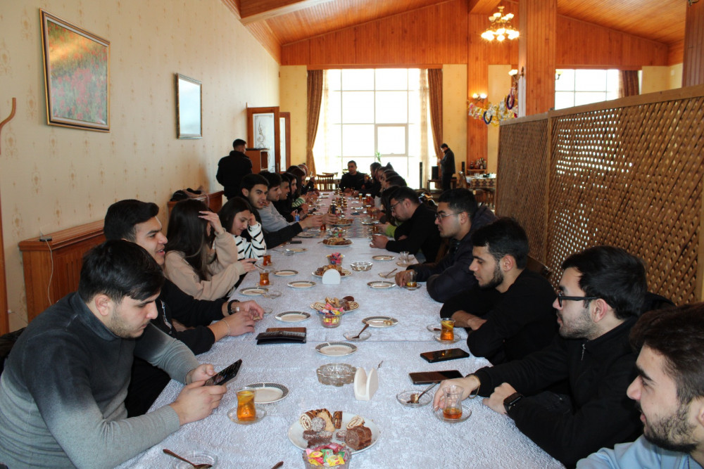 Gənclər Zəngəzur milli parkına ekskursiya edib<font color=red> - FOTOLAR</font>