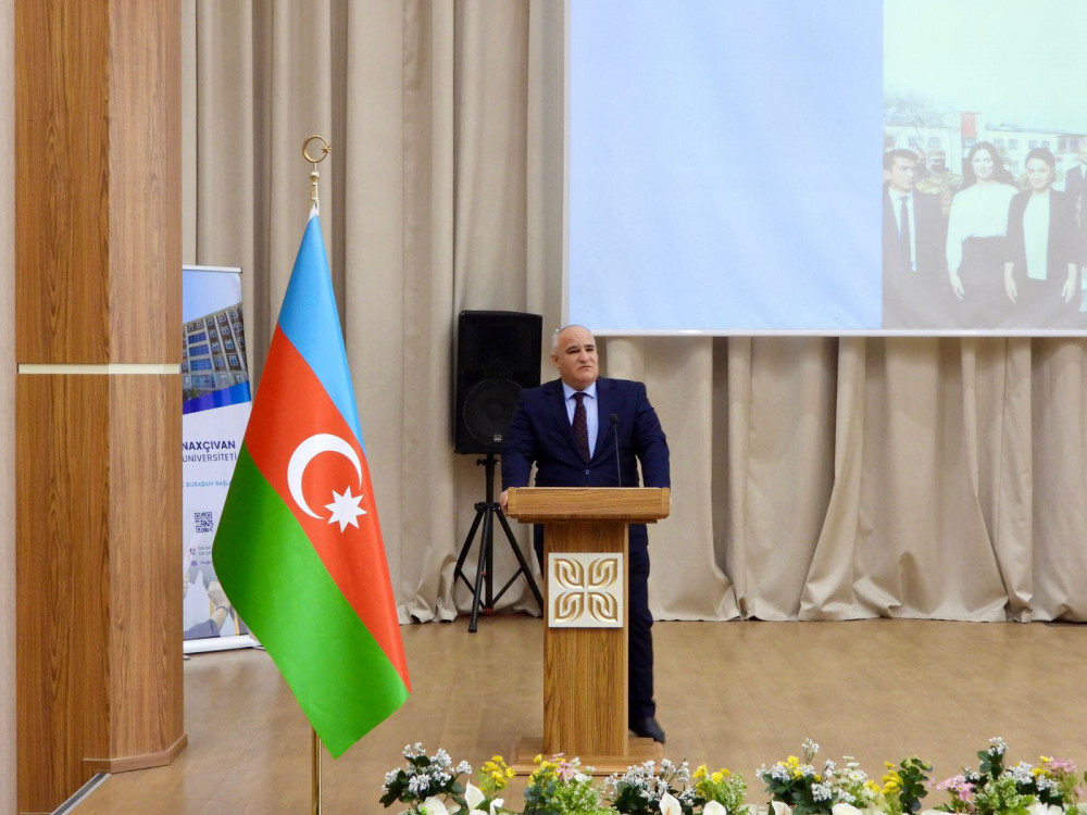 “Naxçıvan” Universitetində 2 fevral-Gənclər günü qeyd olunub<font color=red> - FOTOLAR</font>