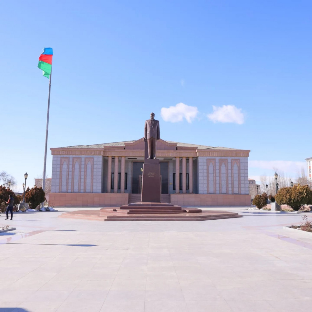 AHİK sədri Səttar Möhbalıyev Naxçıvanda səfərdədir <font color=red> - FOTOLAR</font>