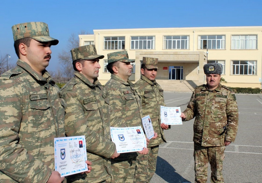 “Gizir hazırlığı kursu”nun növbəti buraxılış mərasimləri keçirilib<font color=red> - FOTOLAR</font>