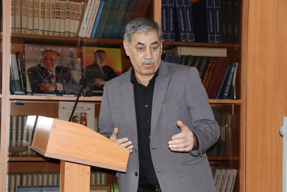 Naxçıvan Muxtar Respublikasının 100 illiyinə həsr olunmuş elmi konfrans keçirilib<font color=red> - FOTOLAR</font>