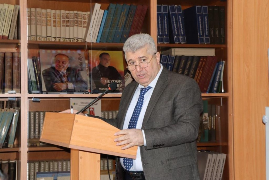 Naxçıvan Muxtar Respublikasının 100 illiyinə həsr olunmuş elmi konfrans keçirilib<font color=red> - FOTOLAR</font>