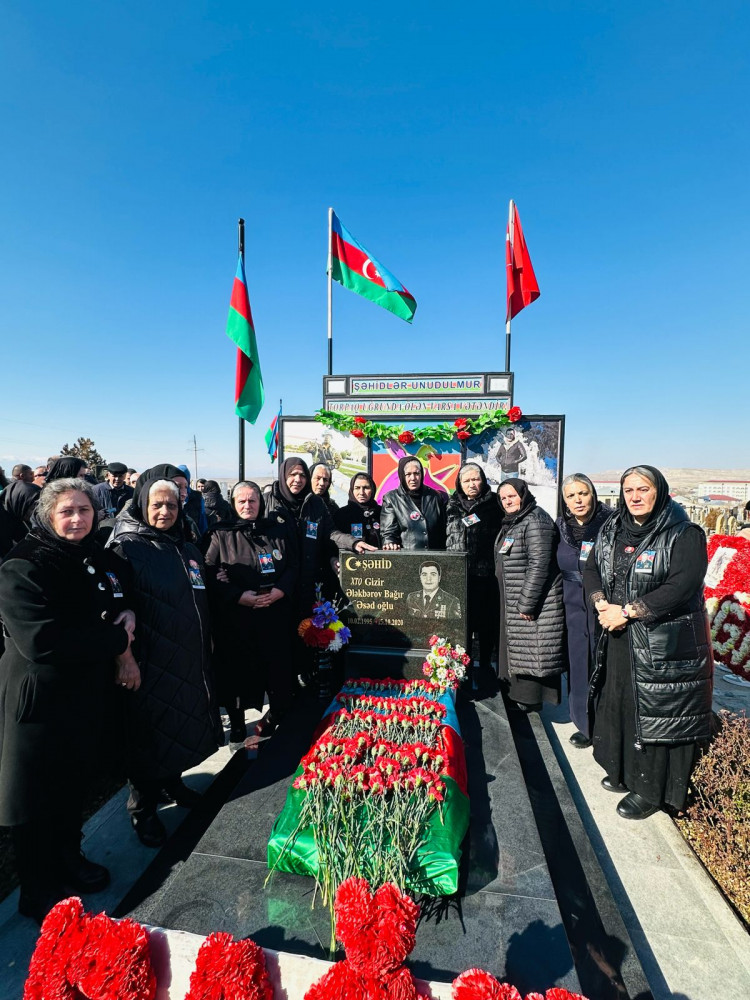 Şəhid gizir Bağır Ələkbərovun xatirəsi yad edilib<font color=red> - FOTOLAR</font>