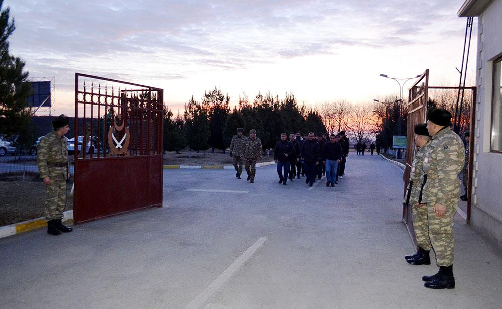 Hərbi vəzifəlilərin növbəti təlim toplanışı başlayıb<font color=red> - FOTOLAR</font>