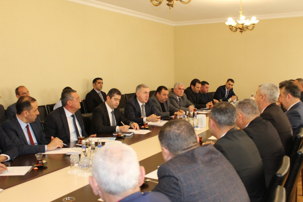 Naxçıvan İqtisadiyyat Nazirliyində ixracla bağlı müzakirələr aparılıb<font color=red> - FOTOLAR</font>