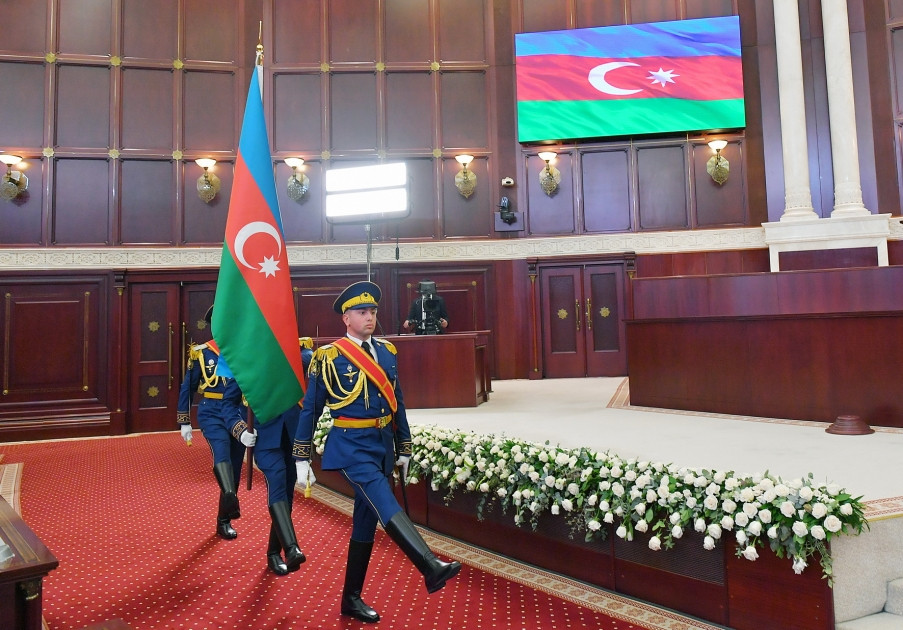 Azərbaycan Respublikasının Prezidenti İlham Əliyevin andiçmə mərasimi keçirilib<font color='red'> - YENİLƏNİB 4</font><font color=red> - FOTOLAR</font>