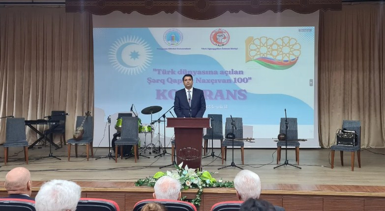 NDU-da “Türk dünyasına açılan Şərq Qapısı: Naxçıvan 100” adlı konfrans keçirilib<font color='red'> - YENİLƏNİB</font><font color=red> - FOTOLAR</font>