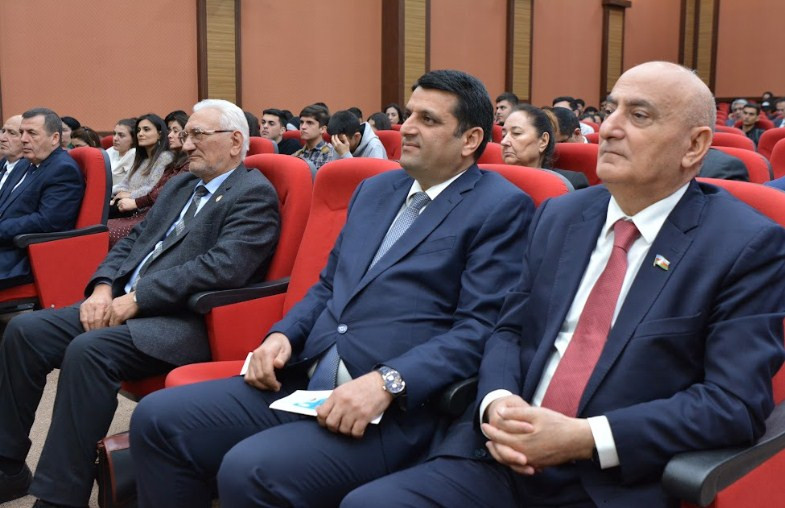 NDU-da “Türk dünyasına açılan Şərq Qapısı: Naxçıvan 100” adlı konfrans keçirilib<font color='red'> - YENİLƏNİB</font><font color=red> - FOTOLAR</font>