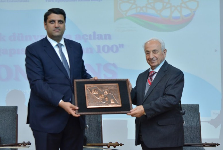 NDU-da “Türk dünyasına açılan Şərq Qapısı: Naxçıvan 100” adlı konfrans keçirilib<font color='red'> - YENİLƏNİB</font><font color=red> - FOTOLAR</font>