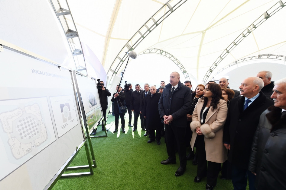 Prezident Xocalıda soyqırımı memorialının təməlini qoyub, Xankəndi şəhərində olub<font color='red'> - YENİLƏNİB 2</font><font color=red> - FOTOLAR</font>