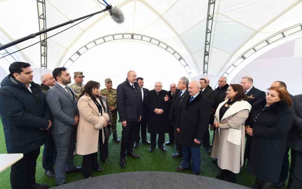 Prezident Xocalıda soyqırımı memorialının təməlini qoyub, Xankəndi şəhərində olub<font color='red'> - YENİLƏNİB 2</font><font color=red> - FOTOLAR</font>