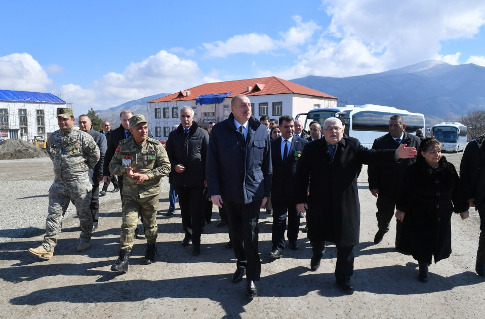 Prezident Xocalıda soyqırımı memorialının təməlini qoyub, Xankəndi şəhərində olub<font color='red'> - YENİLƏNİB 2</font><font color=red> - FOTOLAR</font>