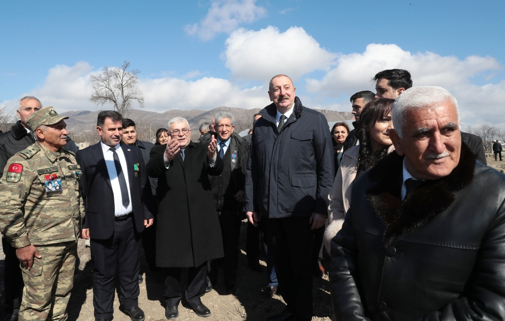 Prezident Xocalıda soyqırımı memorialının təməlini qoyub, Xankəndi şəhərində olub<font color='red'> - YENİLƏNİB 2</font><font color=red> - FOTOLAR</font>