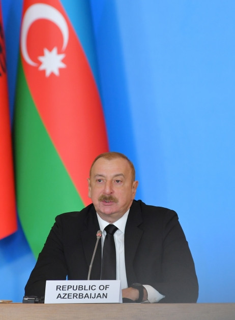 Bakıda Cənub Qaz Dəhlizi və yaşıl enerji üzrə iclaslar keçirilib, İlham Əliyev tədbirdə iştirak edibak edib<font color='red'> - YENİLƏNİB-4</font><font color=red> - FOTOLAR</font>