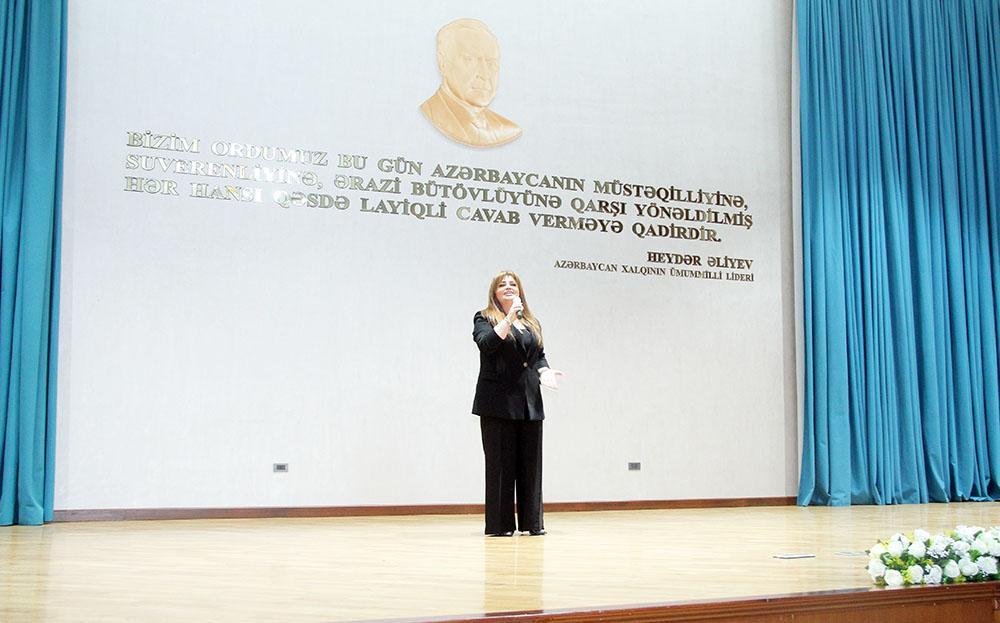 Hərbi institutun yaranmasının ildönümünə həsr olunan tədbir keçirilib<font color=red> - FOTOLAR</font>