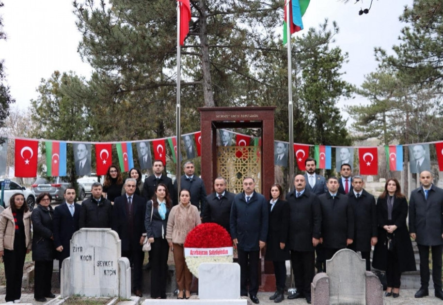 Məhəmməd Əmin Rəsulzadənin məzarının abadlaşdırılması istiqamətində kompleks işlər görülüb<font color=red> - FOTOLAR</font>
