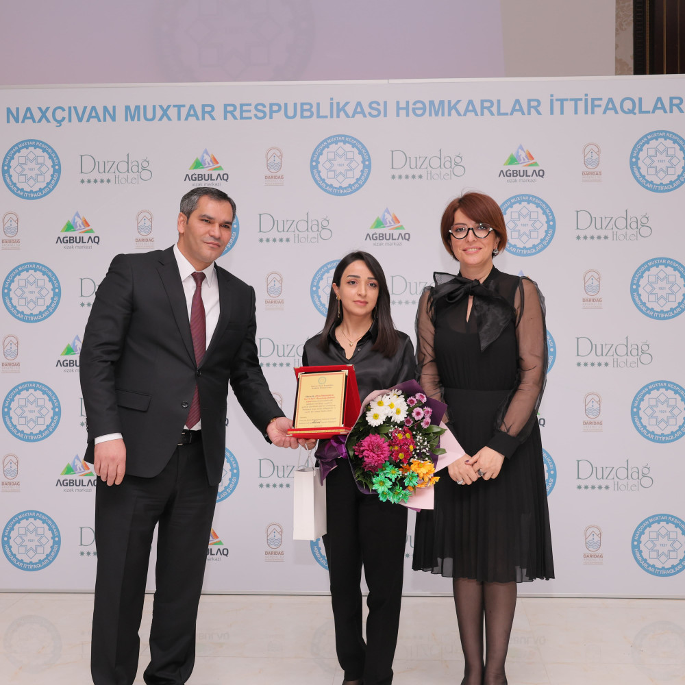 Naxçıvan Muxtar Respublikası Həmkarlar İttifaqları Şurasının təşkilatçılığı ilə 8 Mart - Beynəlxalq Qadınlar Gününə həsr olunan tədbir keçirilib<font color=red> - FOTOLAR</font>