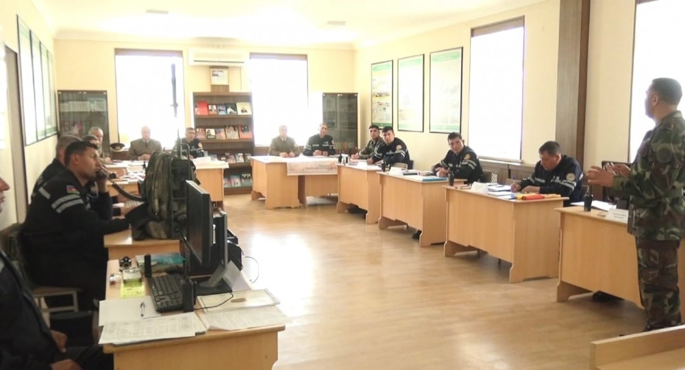 Naxçıvan Fövqəladə Hallar Nazirliyinin Mülki müdafiə alayında qərargah məşqi keçirilib<font color=red> - FOTOLAR</font>