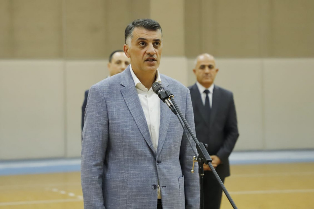 Naxçıvanda dövlət qurumlarının əməkdaşları arasında futzal turnirinə start verilib<font color=red> - FOTOLAR</font>