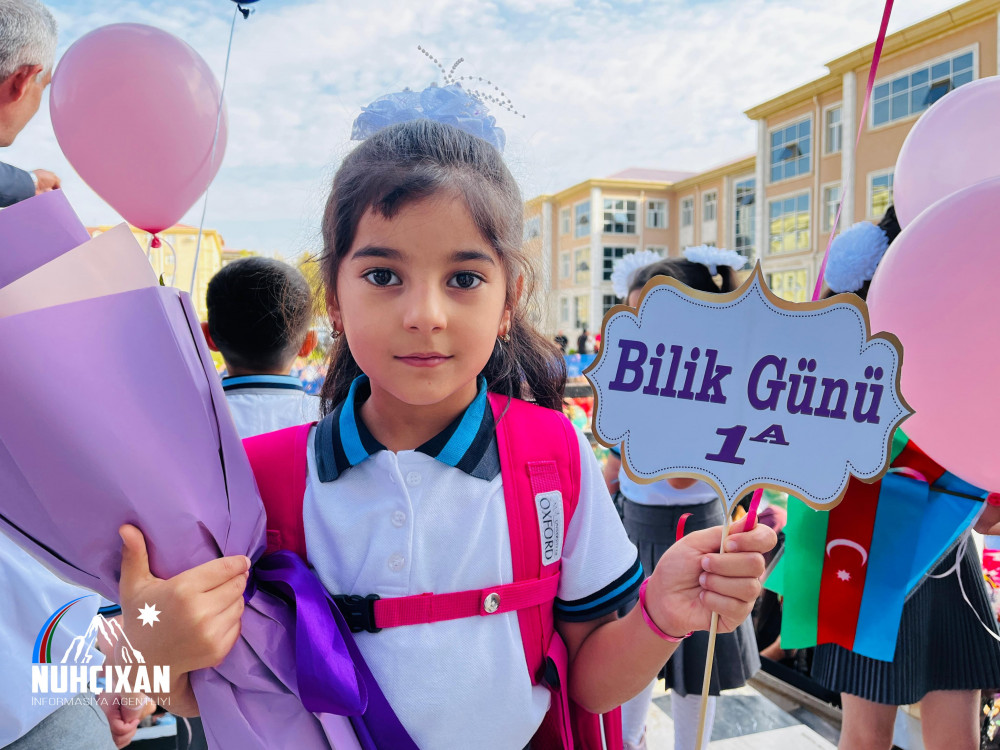 Hər anı bir ömrə bərabər məktəb illəri<font color=red> - FOTOLAR</font>