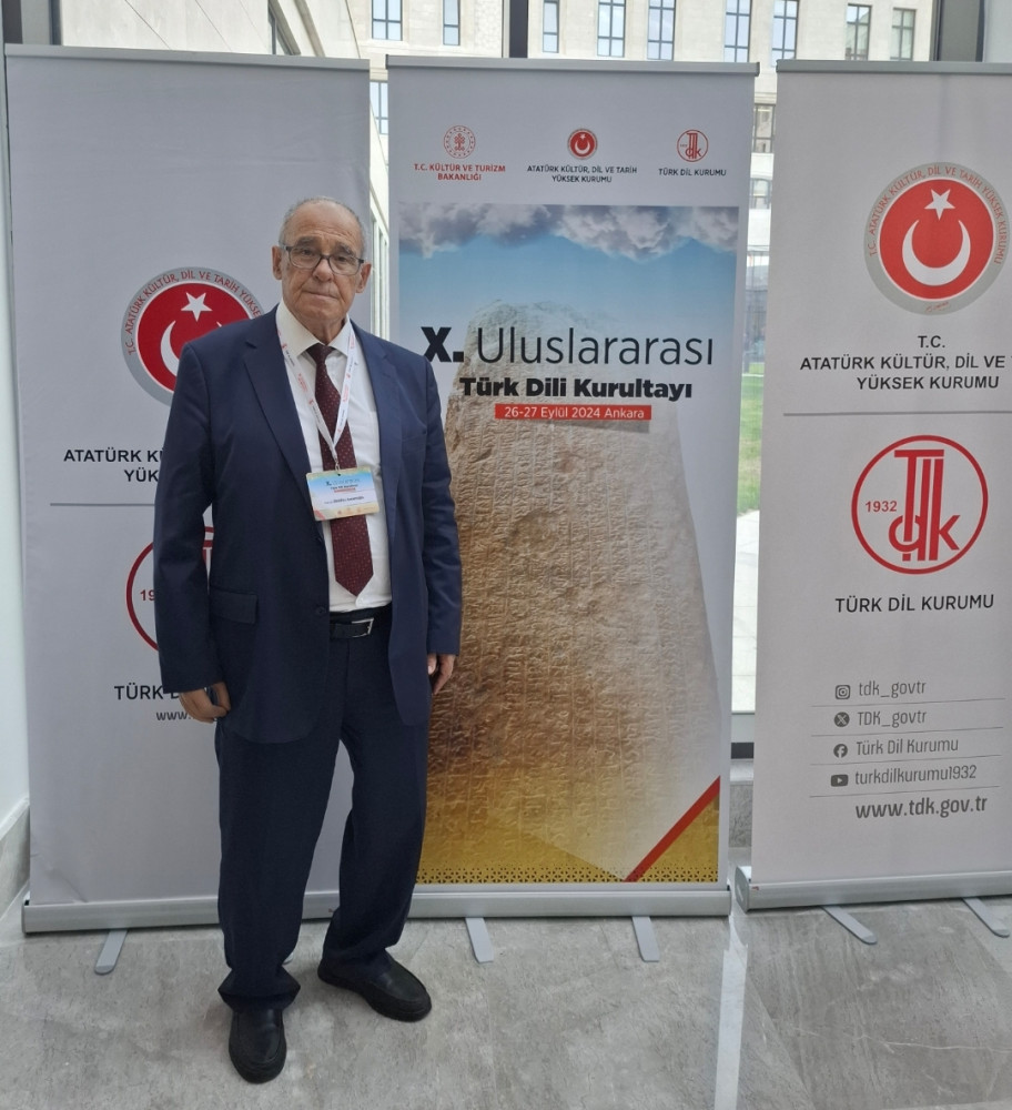Naxçıvanlı professor X Beynəlxalq Türk Dili Qurultayında iştirak edib<font color=red> - FOTOLAR</font>