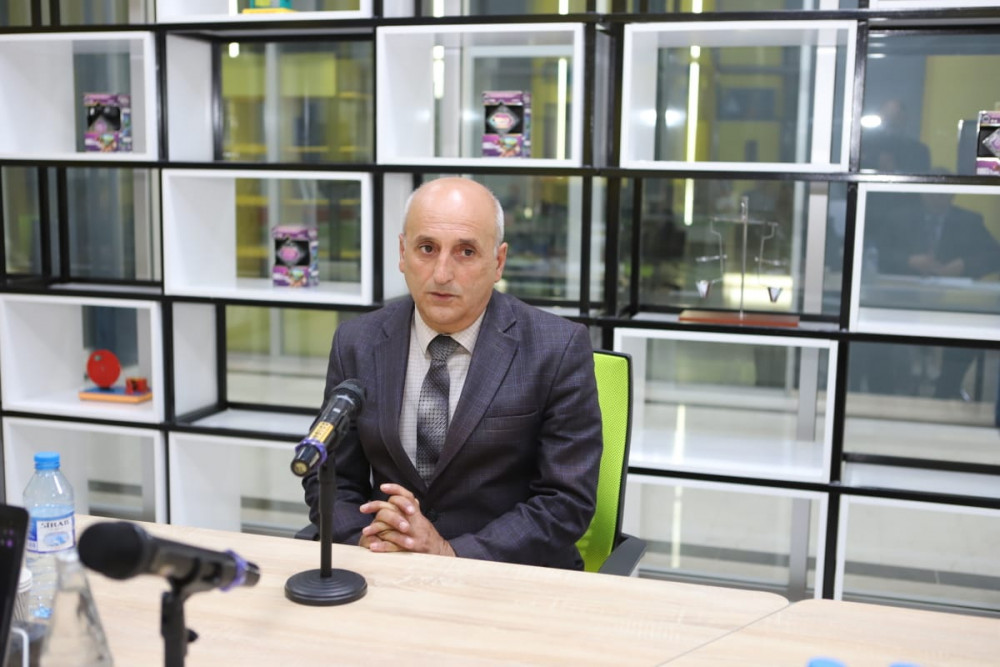 Naxçıvanda bəzi təhsil müəssisələrində direktor vəzifəsi üçün müsahibə mərhələsi yekunlaşıb<font color=red> - FOTOLAR</font>